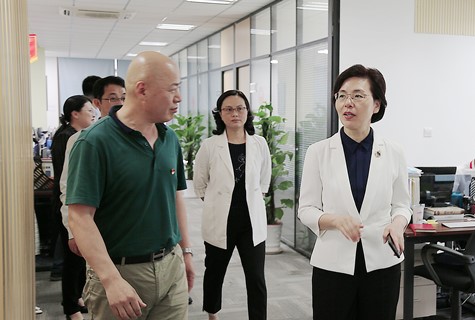 江蘇省委網(wǎng)信辦、省委宣傳部領(lǐng)導赴蘇化科技園調(diào)研重點企業(yè)