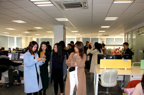 國內(nèi)主流媒體采訪團(tuán)來蘇化科技園采風(fēng)