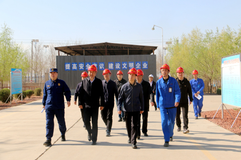 中衛(wèi)市市長李曉波到寧夏華御調研安全生產工作