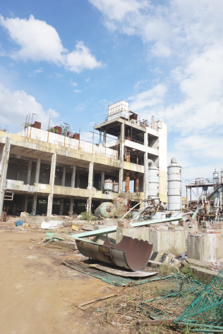 張家港市經(jīng)信委等領(lǐng)導(dǎo)赴信達化工檢查安全工作