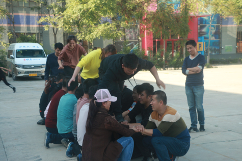 增強團(tuán)隊協(xié)作  構(gòu)建美好華御