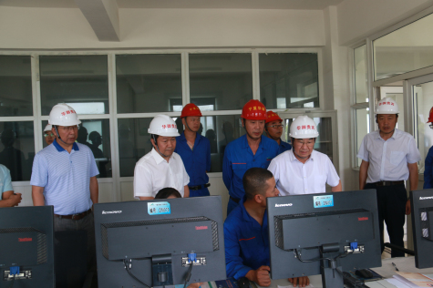 國家應(yīng)急管理部總工程師王浩水一行 到寧夏華御督導(dǎo)安全生產(chǎn)工作