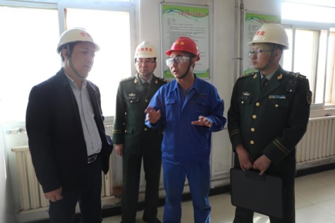 中衛(wèi)市副市長(zhǎng)劉啟峰率隊(duì) 到寧夏華御開(kāi)展消防安全大檢查