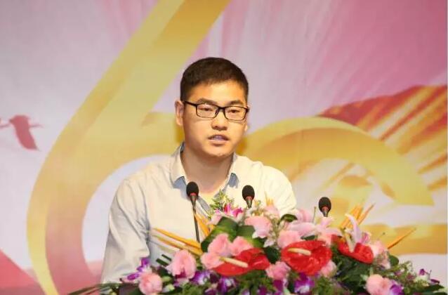 一家大神級的企業(yè)辦了一個(gè)低調(diào)的生日宴，速來圍觀！