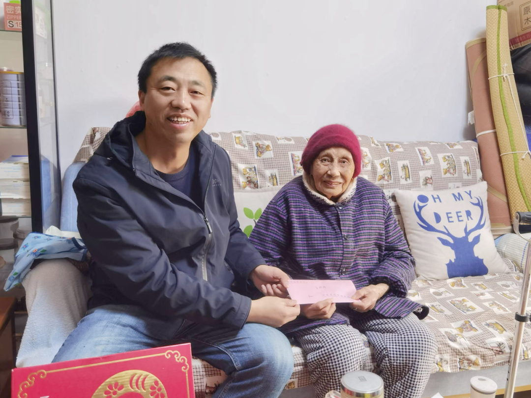 1738722438157109.png 640 (2).png